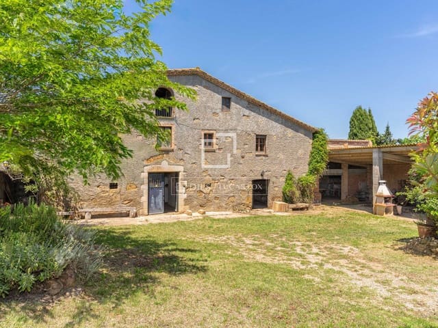 4 Zimmer Finca/Landgut zu verkaufen in Sant Jordi Desvalls mit Pool - 620.000 € (Ref: 10130940)