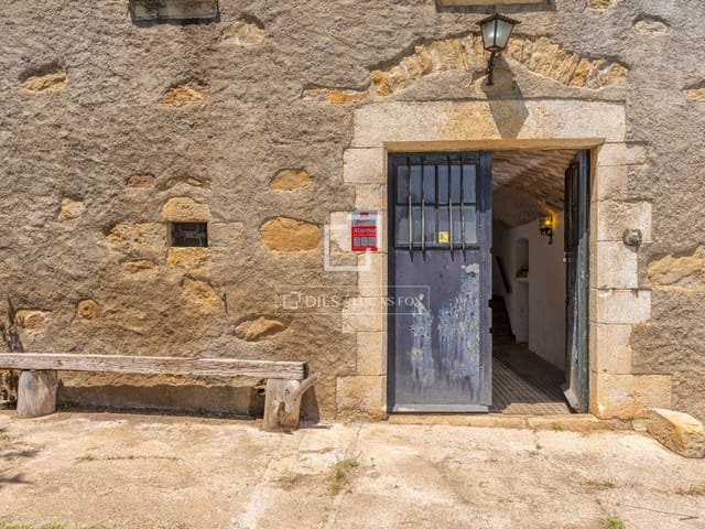 4 Zimmer Finca/Landgut zu verkaufen in Sant Jordi Desvalls mit Pool - 620.000 € (Ref: 10130940)
