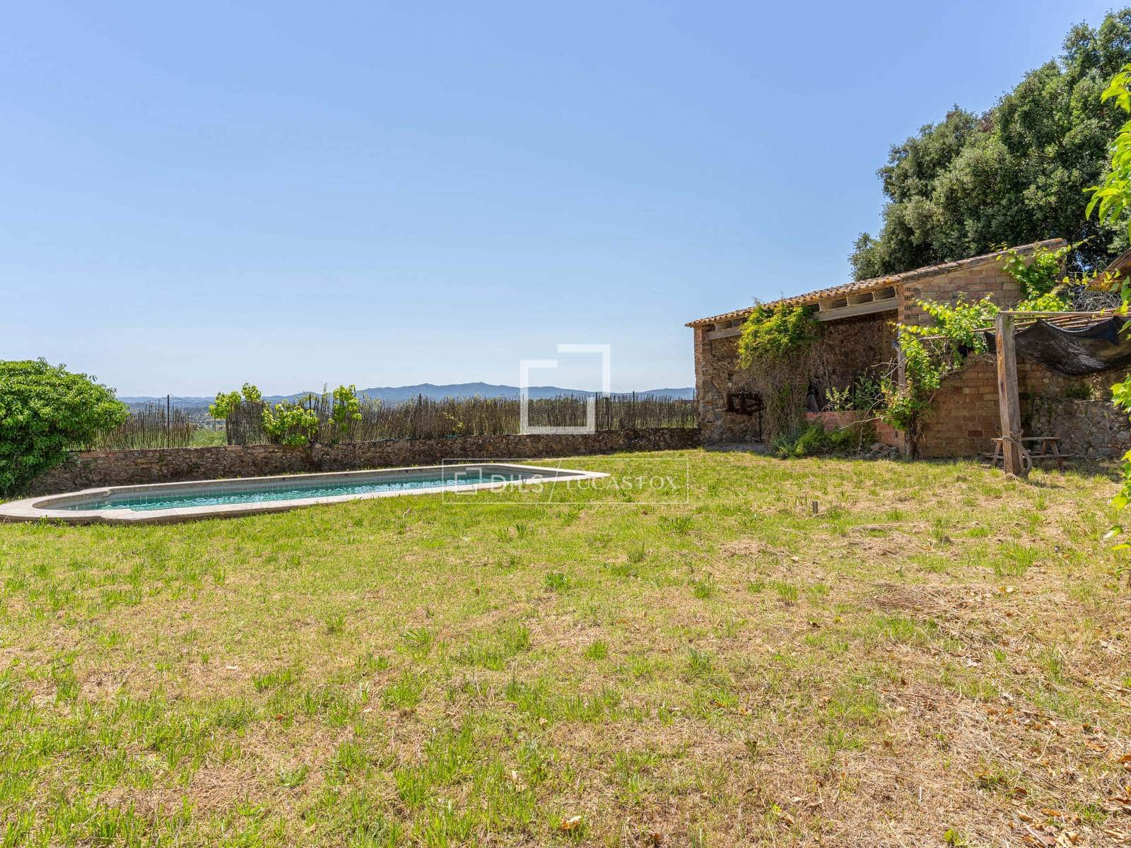 4 Zimmer Finca/Landgut zu verkaufen in Sant Jordi Desvalls mit Pool - 620.000 € (Ref: 10130940)