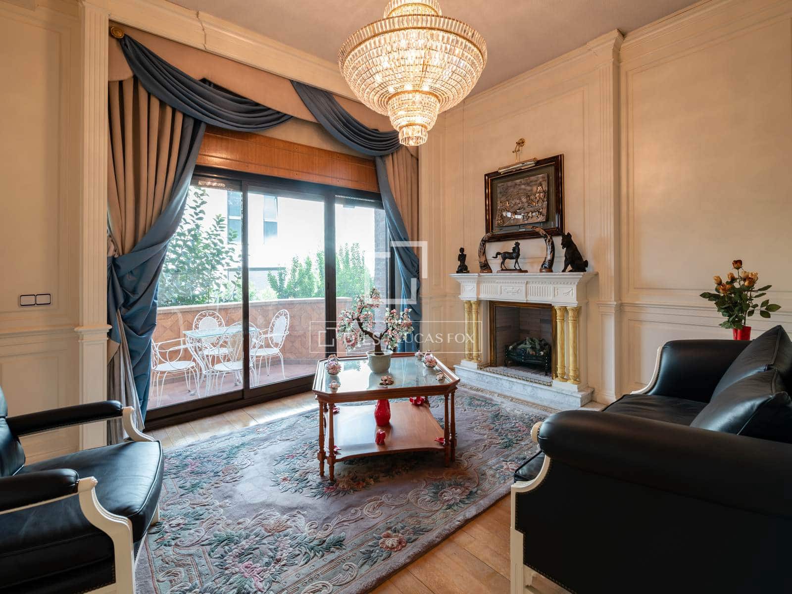 6 bedroom Villa for sale in Madrid city with garage - € 1,695,000 (Ref: 10130941)