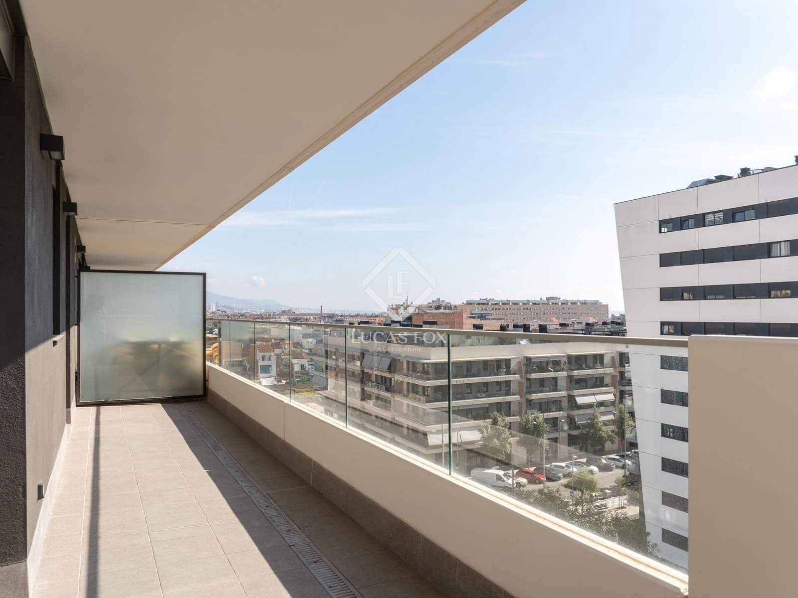 3 sypialnia Apartament na sprzedaż w Badalona z basenem garażem - 625 000 € (Ref: 10134991)