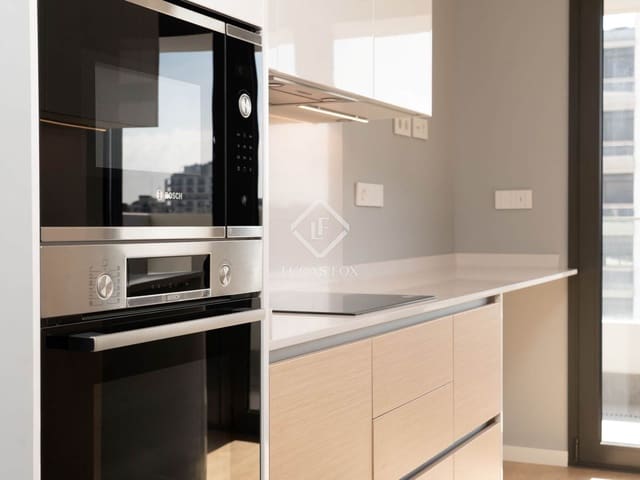 3 sypialnia Apartament na sprzedaż w Badalona z basenem garażem - 625 000 € (Ref: 10134991)