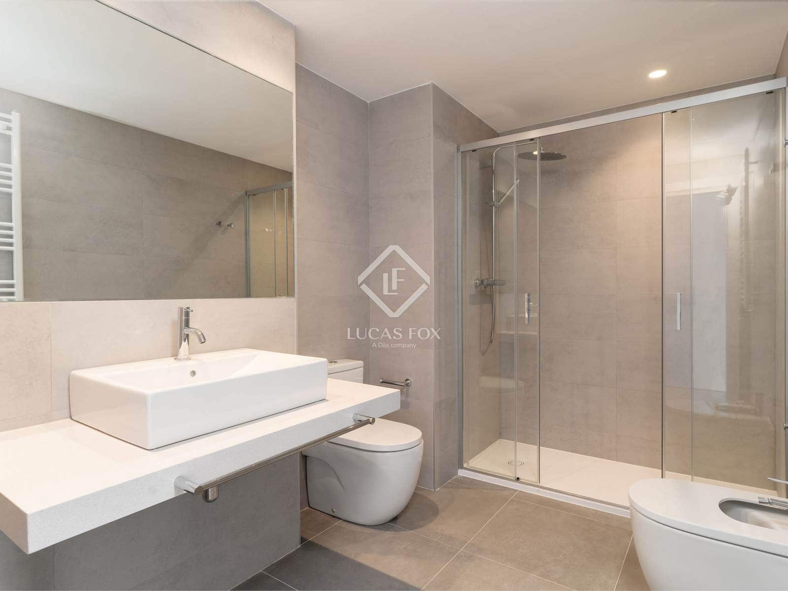 3 sypialnia Apartament na sprzedaż w Badalona z basenem garażem - 625 000 € (Ref: 10134991)