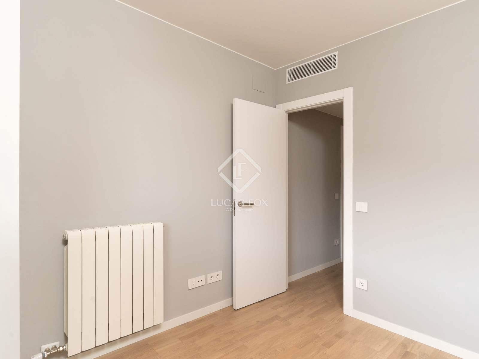 3 sypialnia Apartament na sprzedaż w Badalona z basenem garażem - 625 000 € (Ref: 10134992)