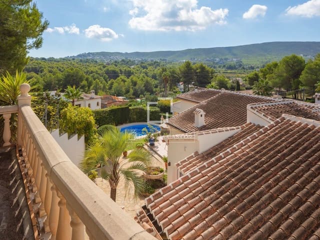 4 sovrum Villa till salu i Javea / Xàbia med pool garage - 1 195 000 € (Ref: 10136396)