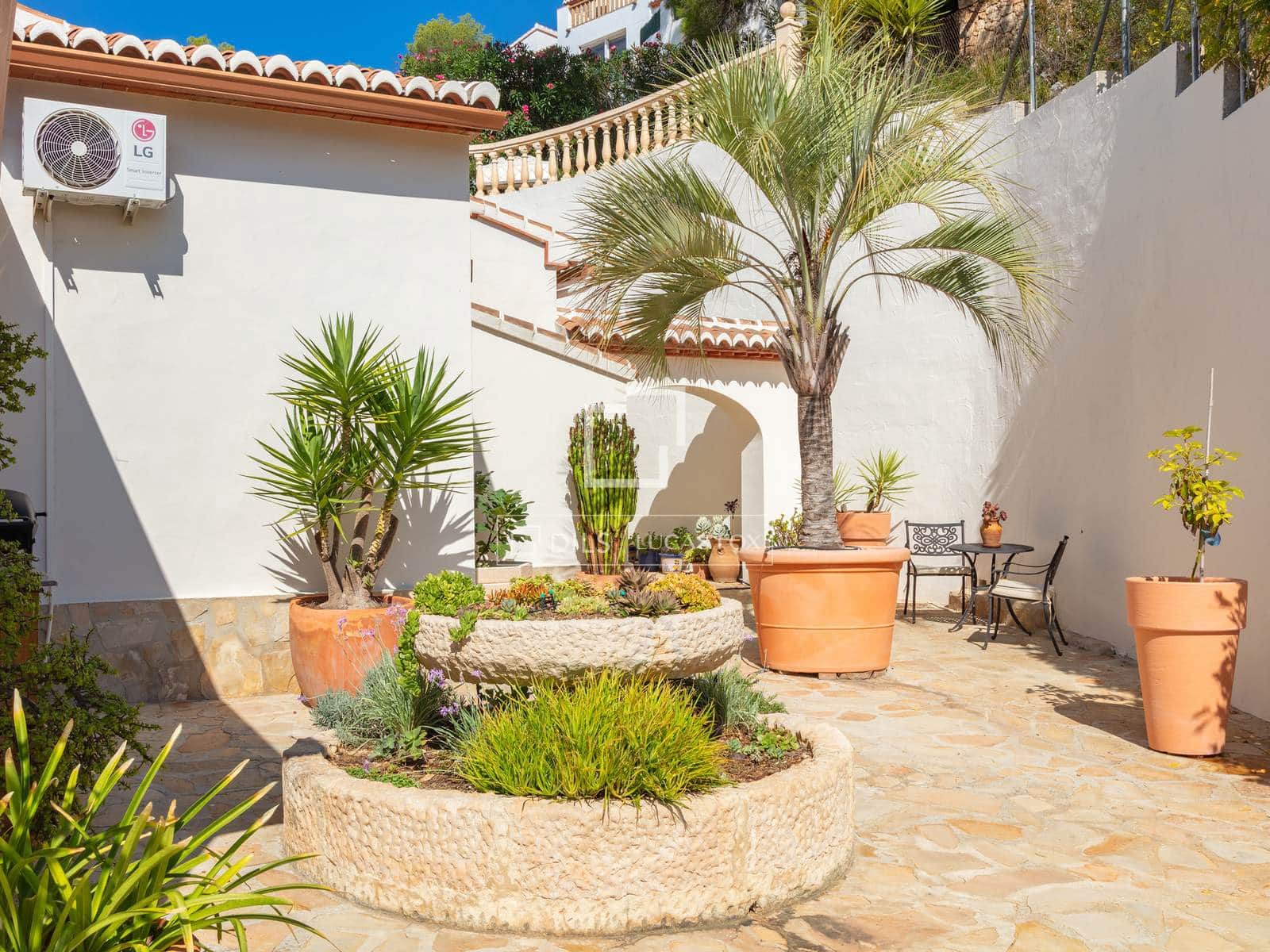 4 sovrum Villa till salu i Javea / Xabia med pool garage - 1 195 000 € (Ref: 10136396)