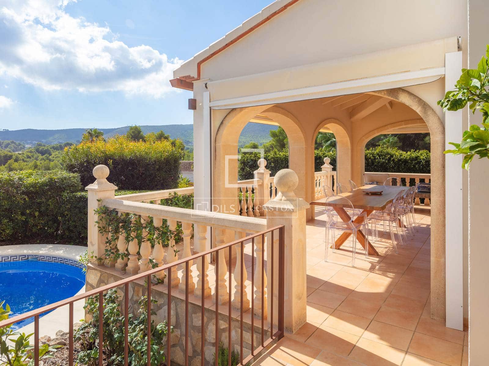 4 sovrum Villa till salu i Javea / Xabia med pool garage - 1 195 000 € (Ref: 10136396)