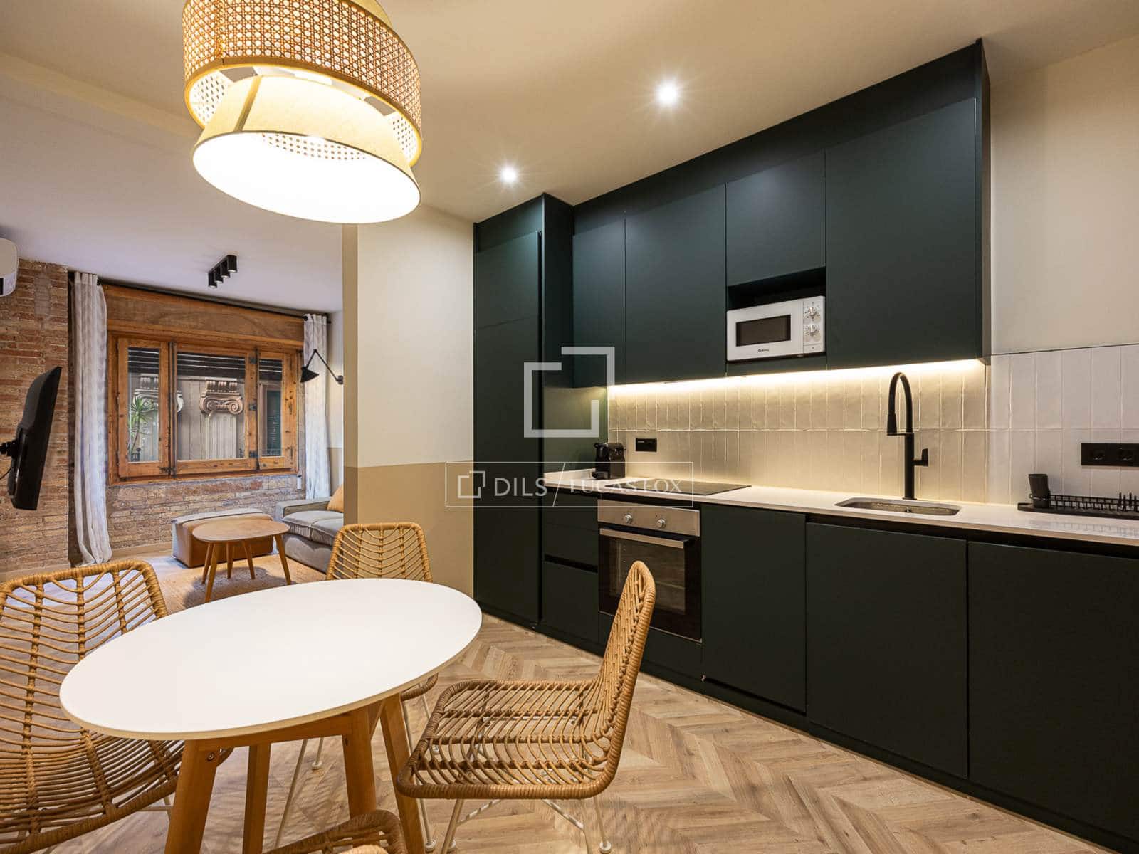 3 slaapkamer Appartement te koop in Barcelona stad - € 355.000 (Ref: 10136398)