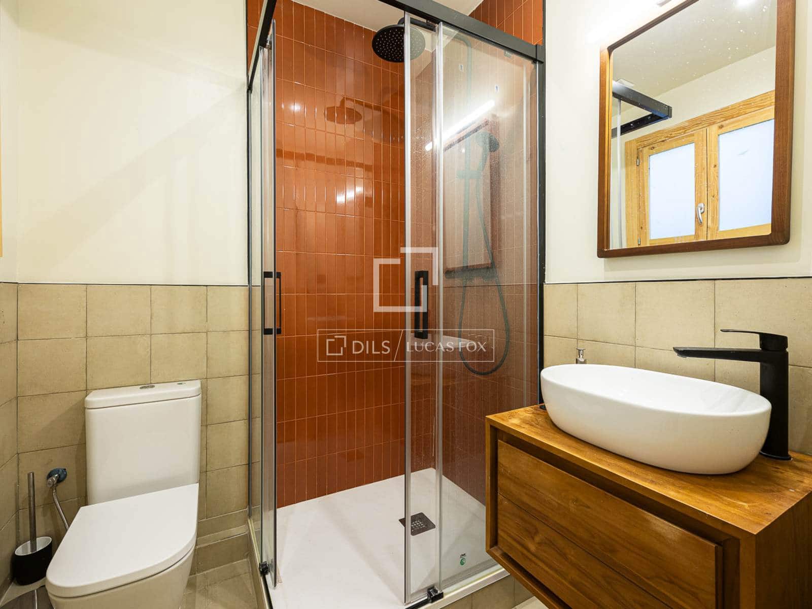 3 slaapkamer Appartement te koop in Barcelona stad - € 355.000 (Ref: 10136398)