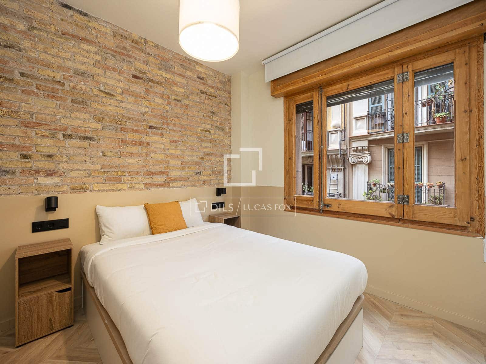 3 slaapkamer Appartement te koop in Barcelona stad - € 355.000 (Ref: 10136398)