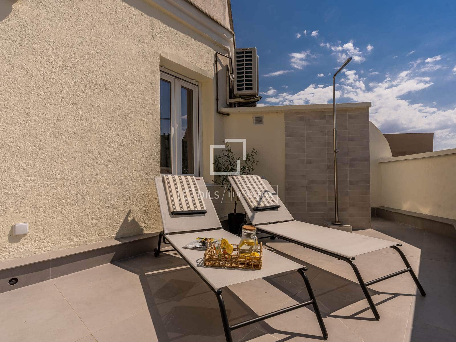 2 soveværelse Lejlighed til salg i Madrid by - € 1.050.000 (Ref: 10138781)