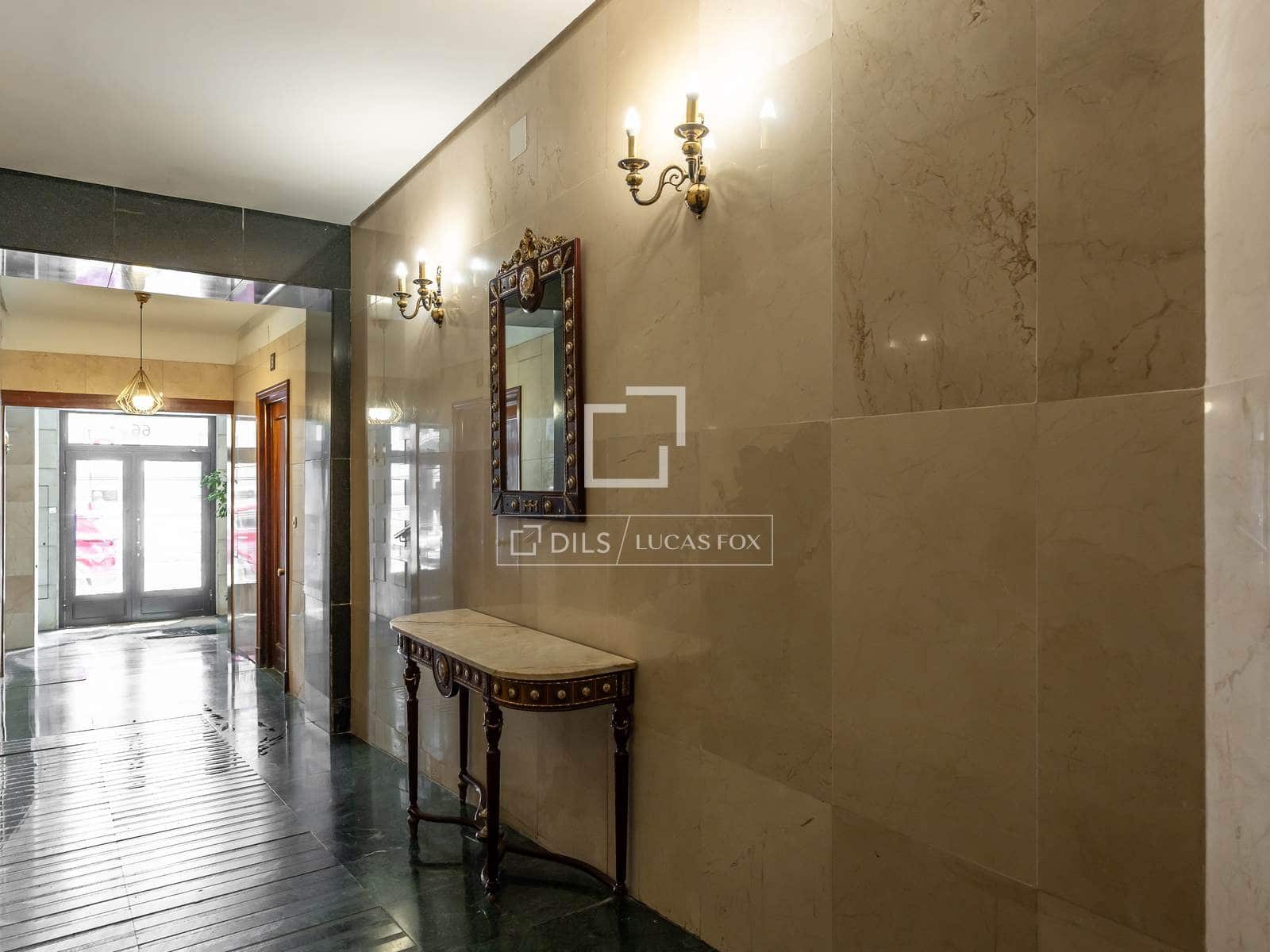 2 soveværelse Lejlighed til salg i Madrid by - € 1.050.000 (Ref: 10138781)