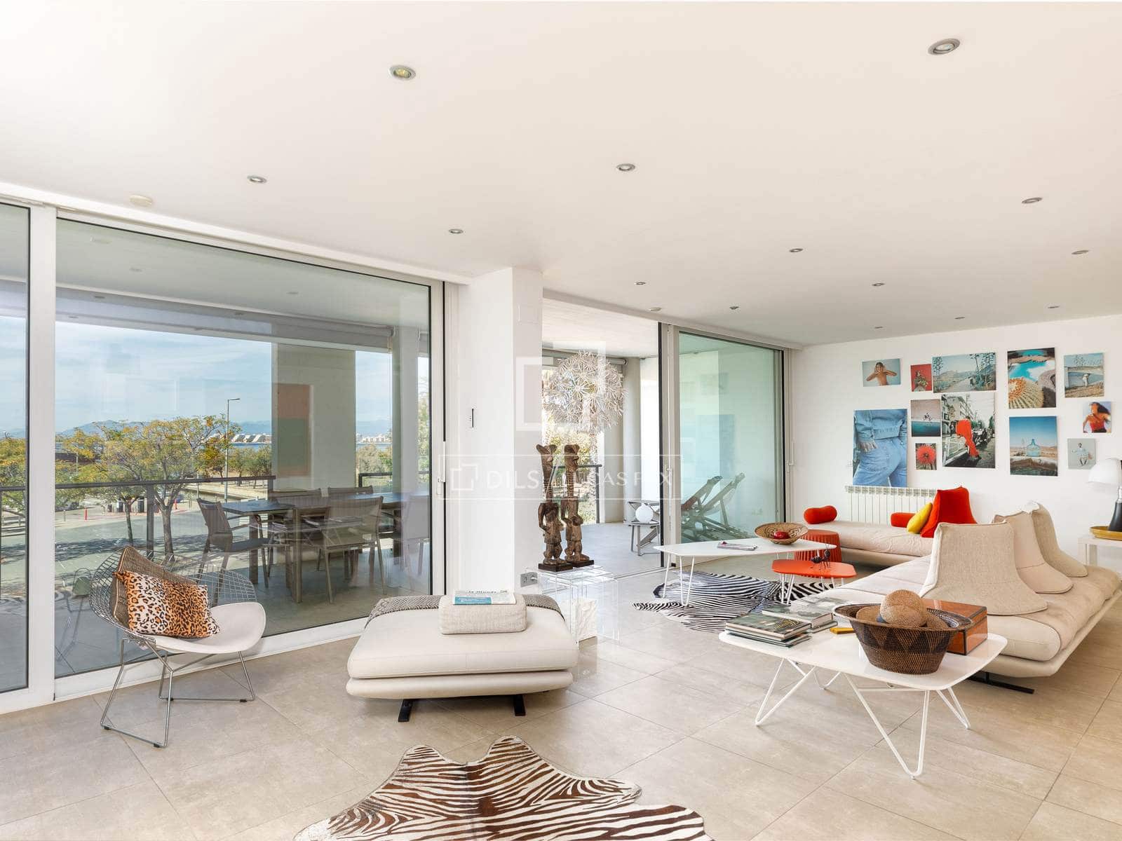 4 soverom Leilighet til salgs i Roses med garasje - € 995 000 (Ref: 10138784)