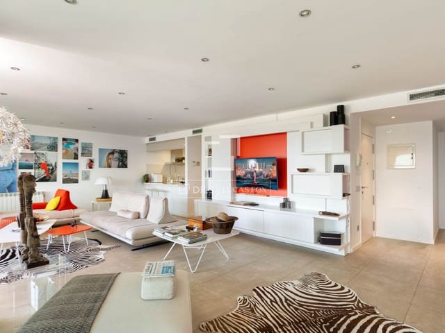 4 soverom Leilighet til salgs i Roses med garasje - € 995 000 (Ref: 10138784)