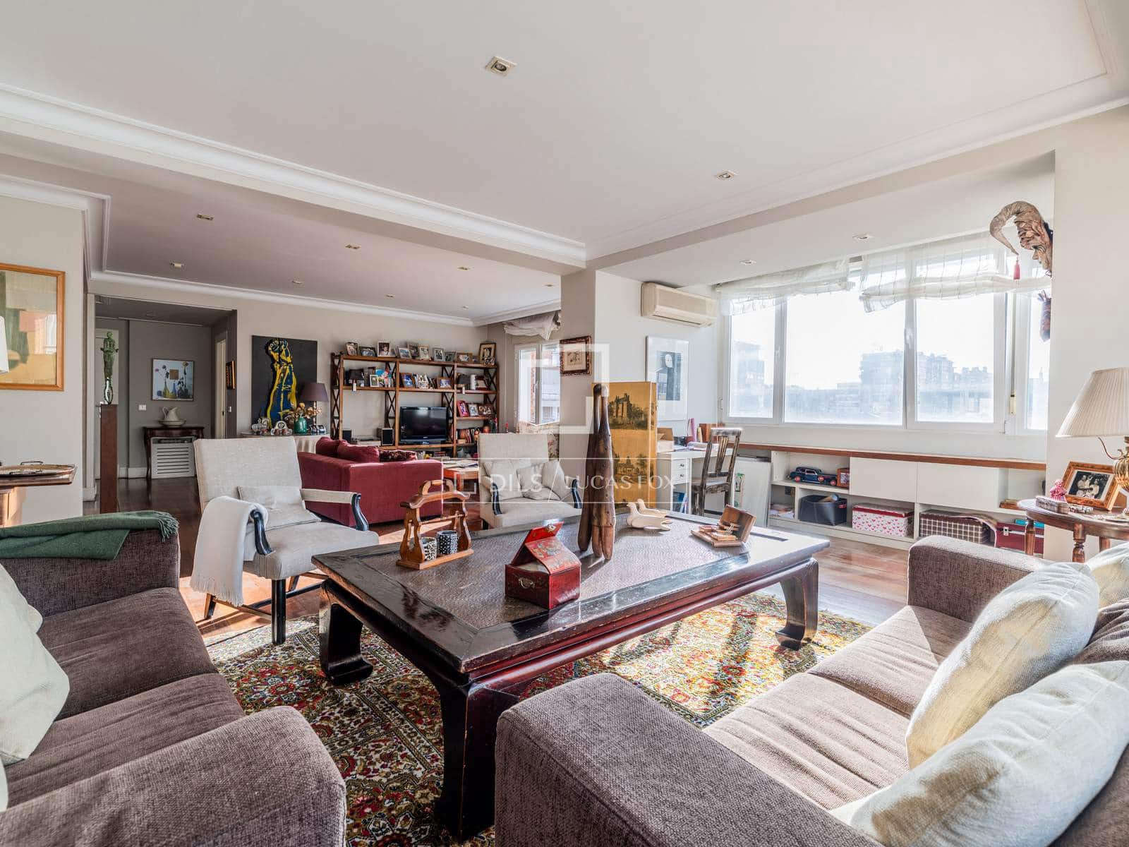 Apartamento de 4 habitaciones en Madrid ciudad en venta con garaje - 1.790.000 € (Ref: 10138786)