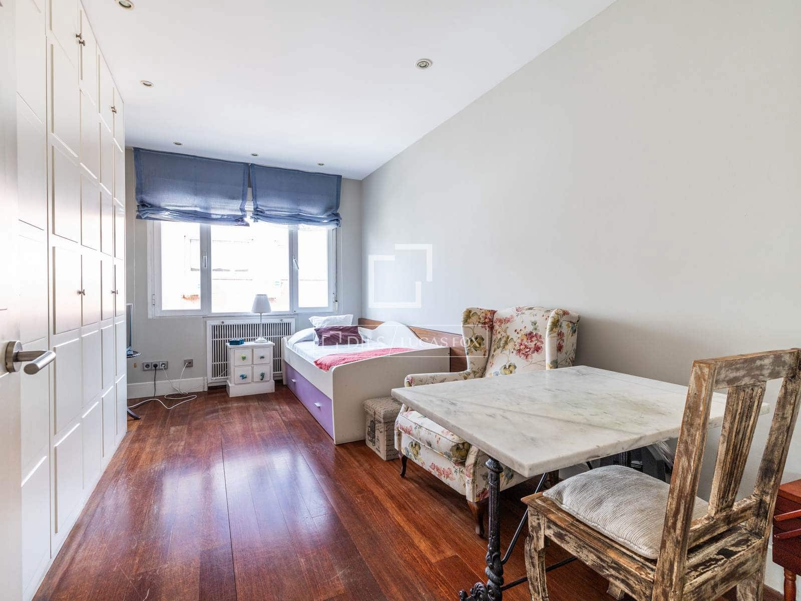 Apartamento de 4 habitaciones en Madrid ciudad en venta con garaje - 1.790.000 € (Ref: 10138786)
