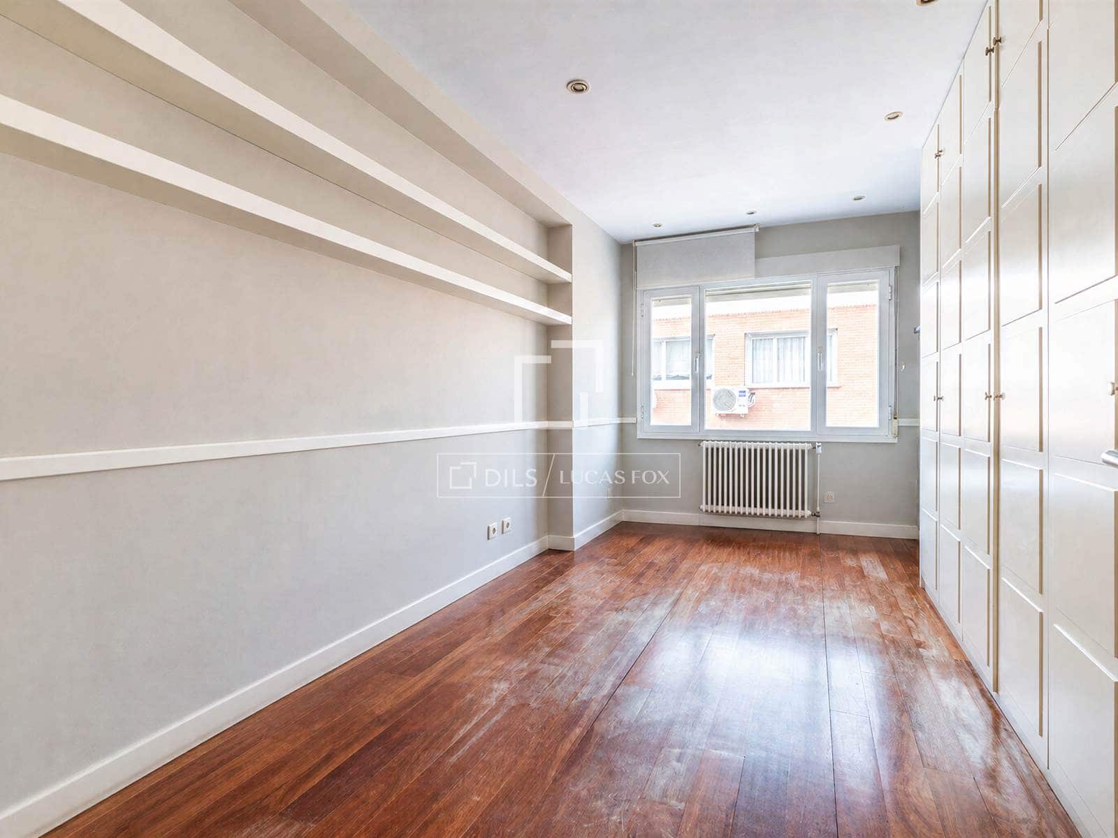 Apartamento de 4 habitaciones en Madrid ciudad en venta con garaje - 1.790.000 € (Ref: 10138786)