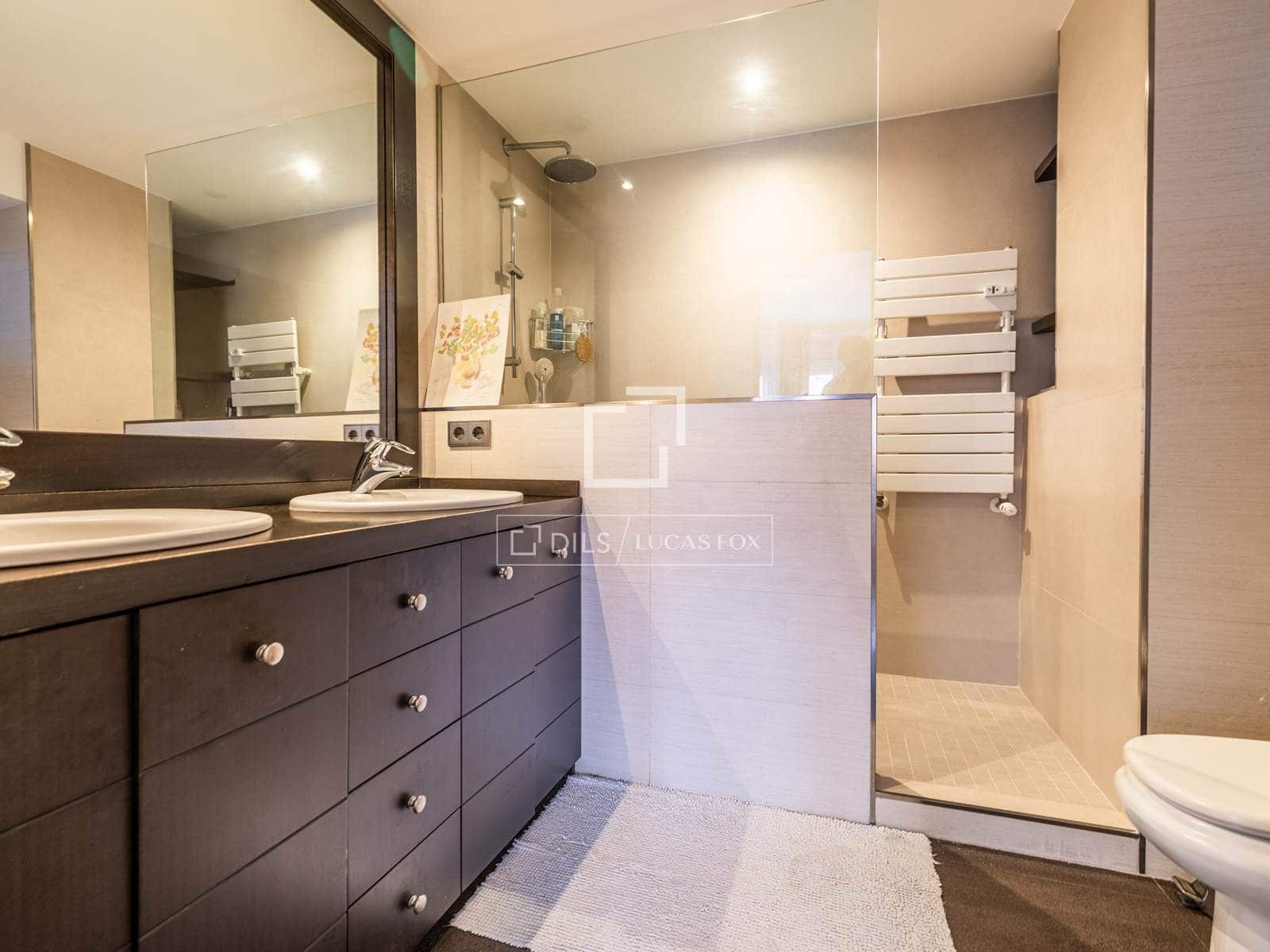 Apartamento de 4 habitaciones en Madrid ciudad en venta con garaje - 1.790.000 € (Ref: 10138786)