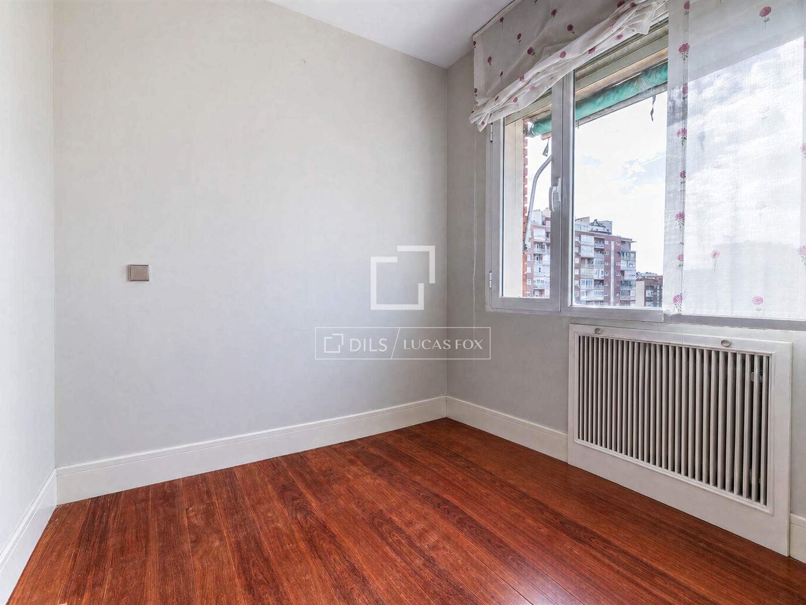 Apartamento de 4 habitaciones en Madrid ciudad en venta con garaje - 1.790.000 € (Ref: 10138786)