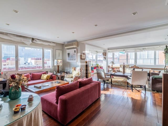 Apartamento de 4 habitaciones en Nueva España, Madrid ciudad en venta con garaje - 1.790.000 € (Ref: 10138786)
