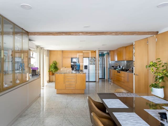 7 soveværelse Villa til salg i Badalona med swimmingpool garage - € 1.850.000 (Ref: 10138787)
