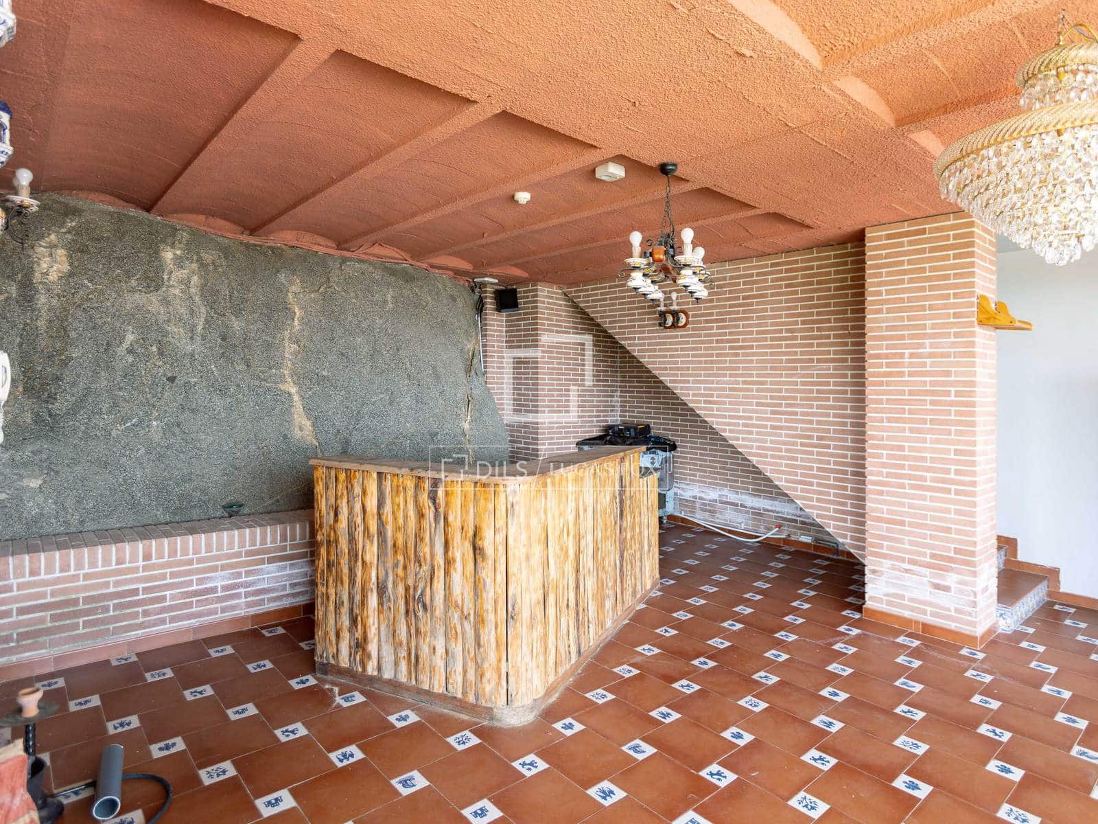 7 soveværelse Villa til salg i Badalona med swimmingpool garage - € 1.850.000 (Ref: 10138787)