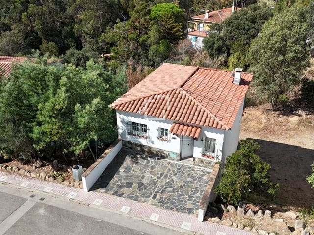 3 quarto Moradia para venda em Santa Cristina d'Aro com garagem - 330 000 € (Ref: 10138788)