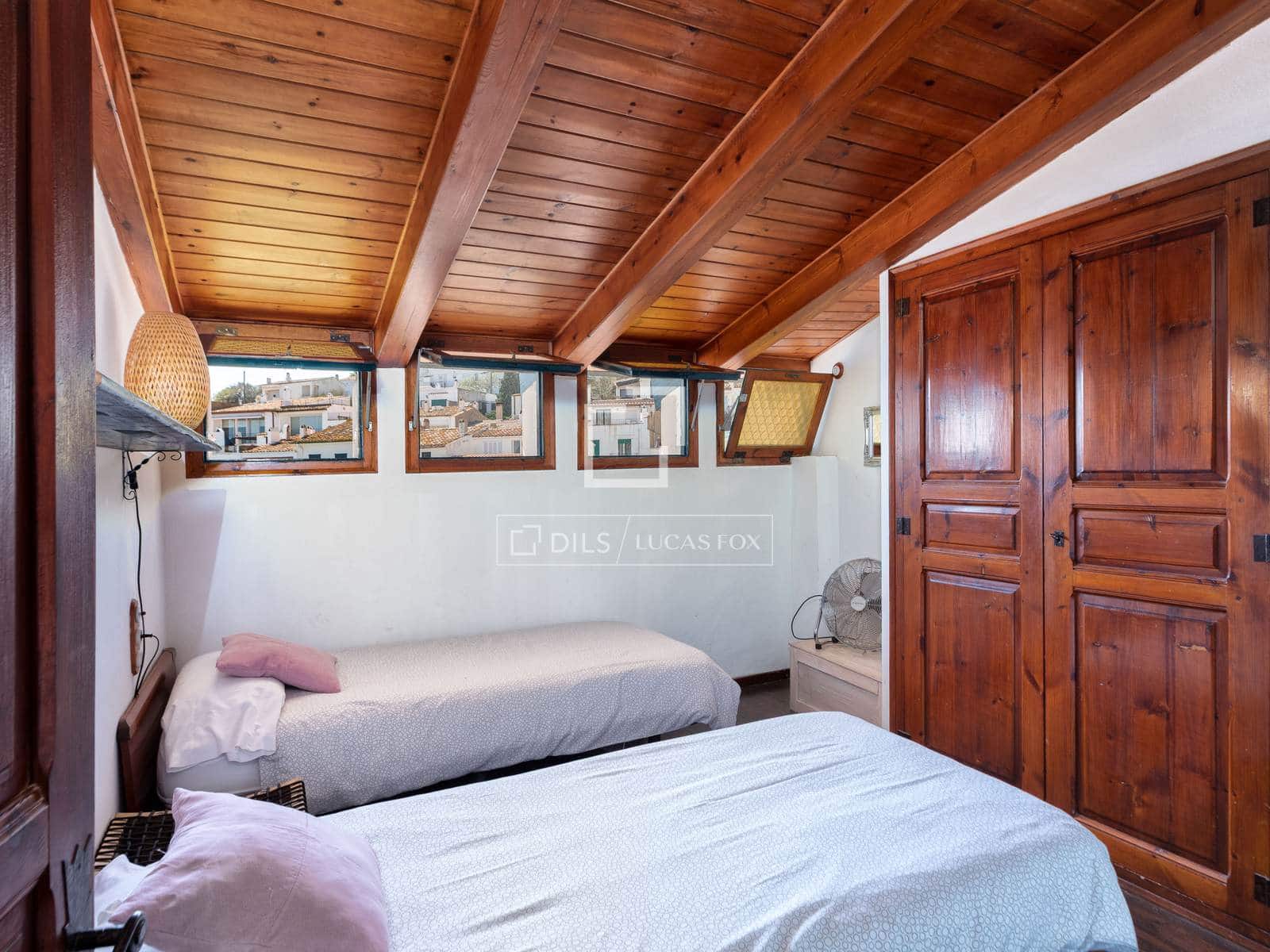 8 soverom Villa til salgs i Cadaques med garasje - € 7 400 000 (Ref: 10139953)
