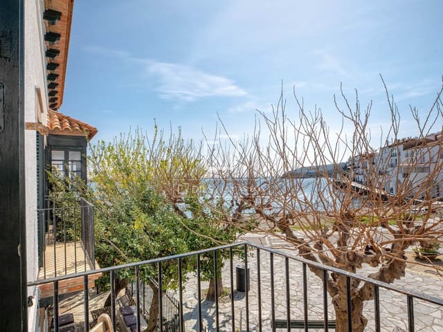 8 soverom Villa til salgs i Cadaqués med garasje - € 7 400 000 (Ref: 10139953)