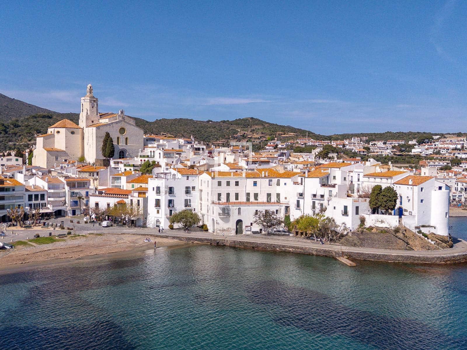 8 soverom Villa til salgs i Cadaques med garasje - € 7 400 000 (Ref: 10139953)