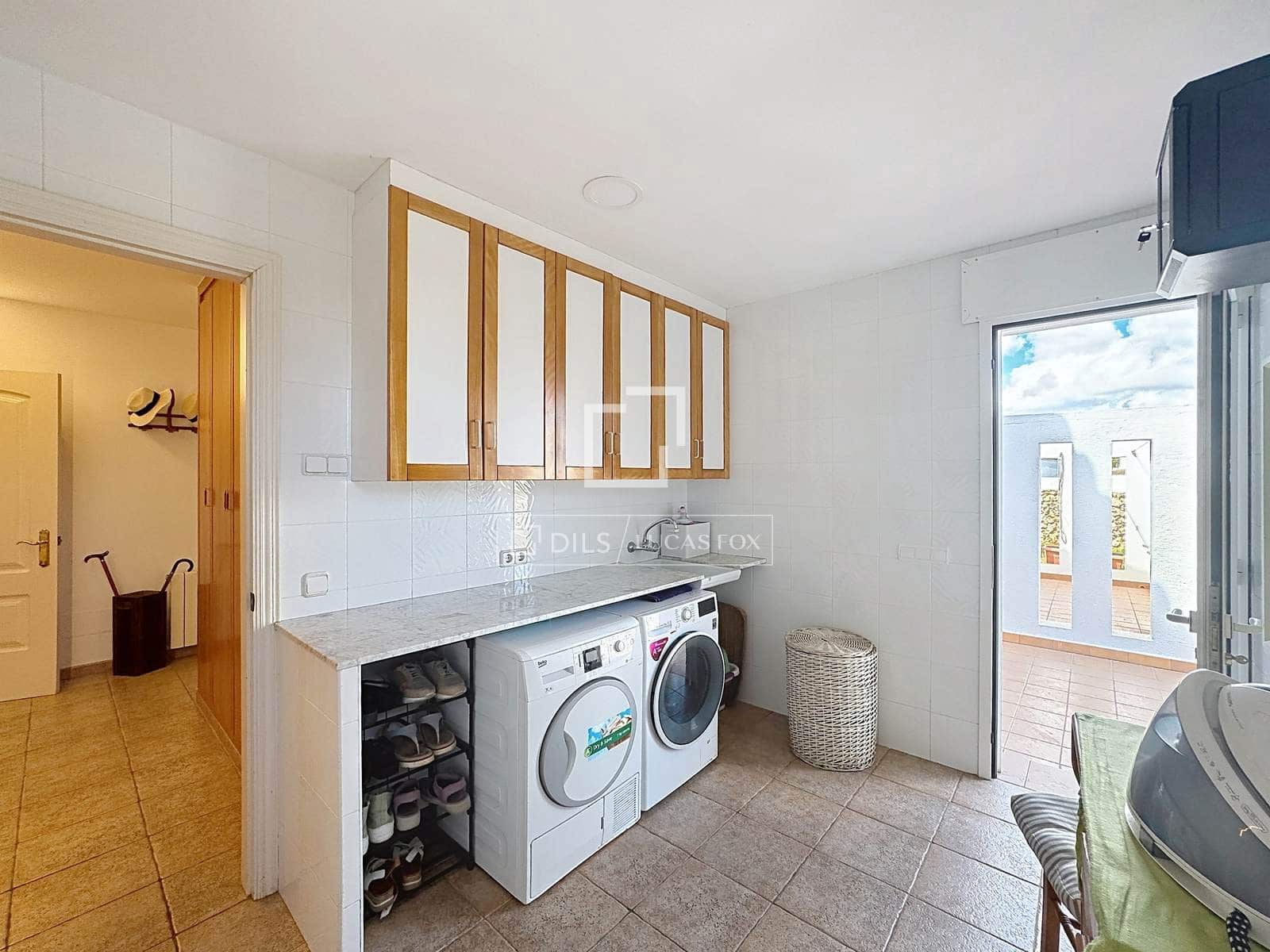 7 soverom Finca/Herregård til salgs i Mahon / Mao med svømmebasseng garasje - € 2 800 000 (Ref: 10139955)