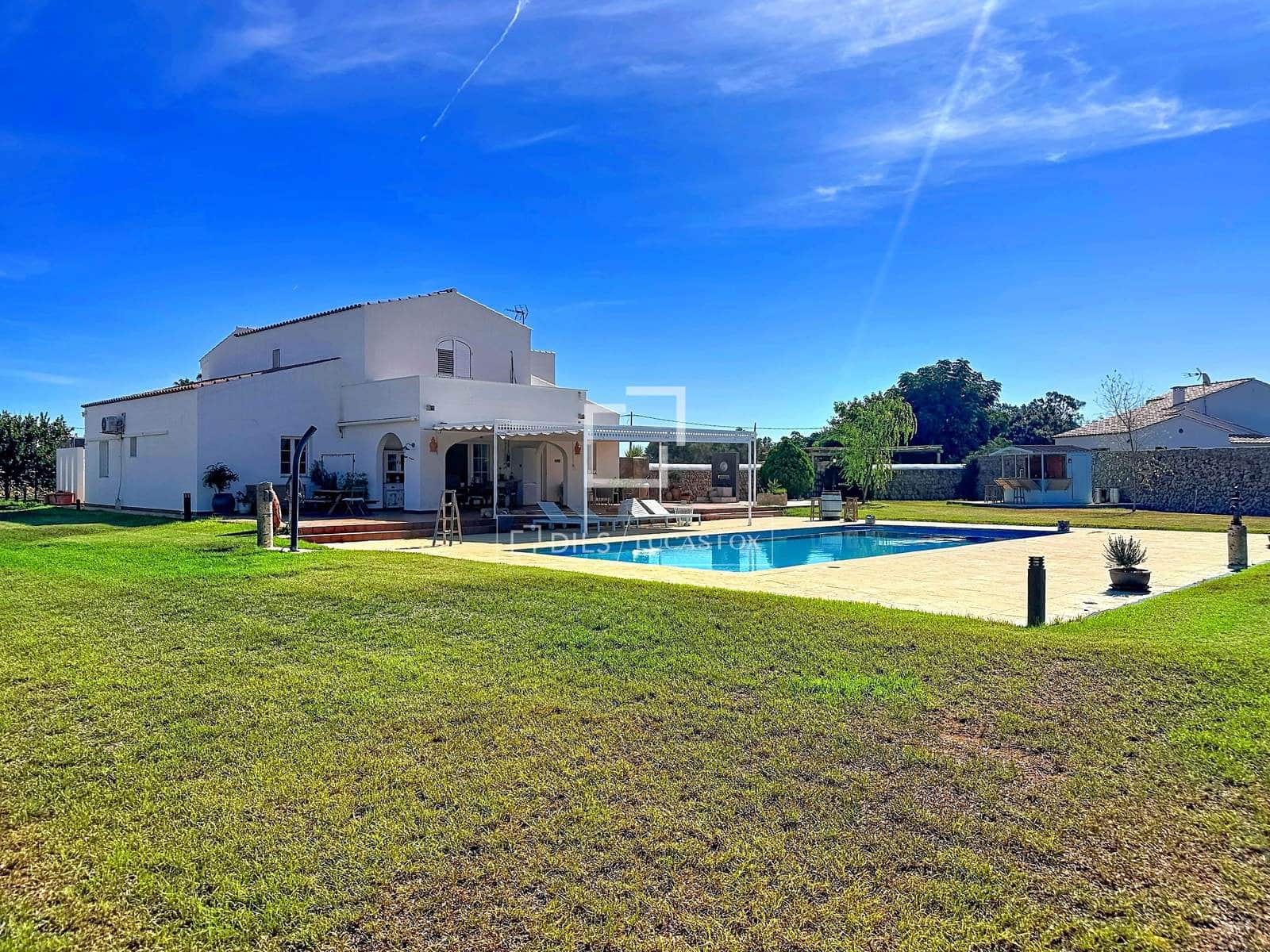 7 soverom Finca/Herregård til salgs i Mahon / Mao med svømmebasseng garasje - € 2 800 000 (Ref: 10139955)