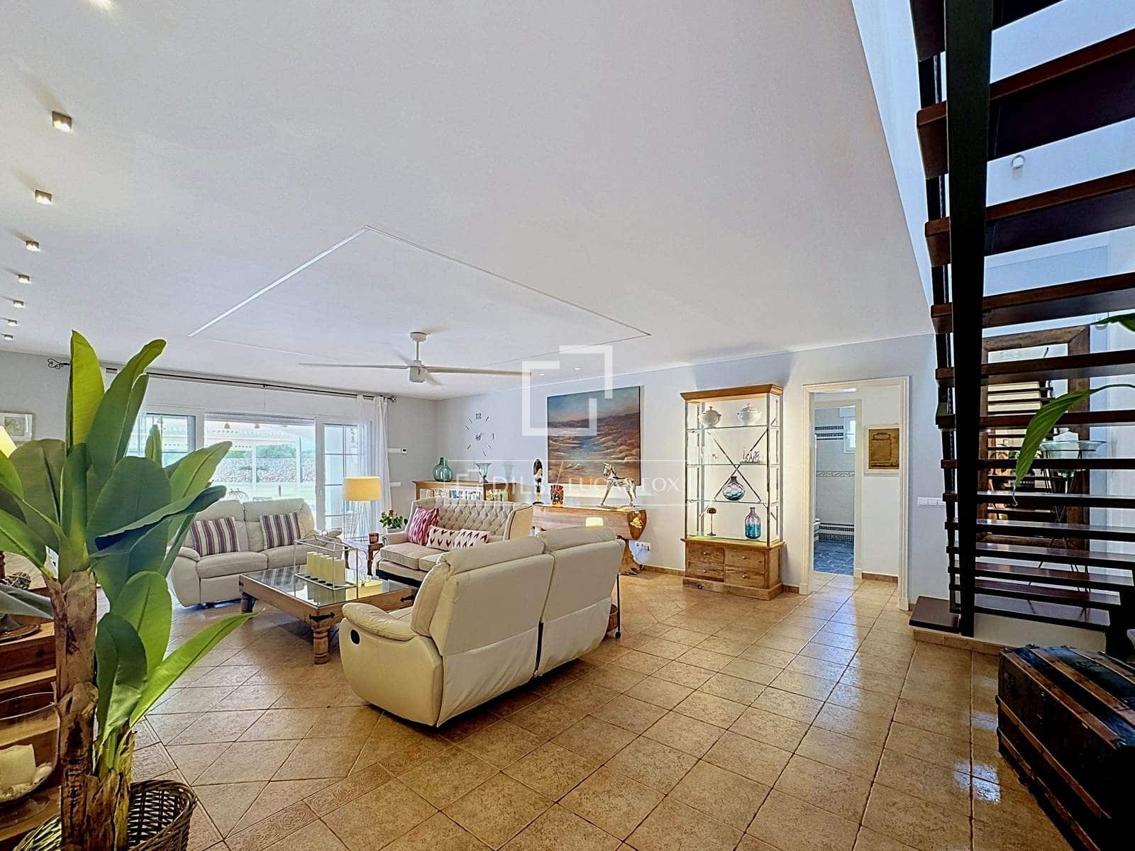 7 soverom Finca/Herregård til salgs i Mahon / Mao med svømmebasseng garasje - € 2 800 000 (Ref: 10139955)