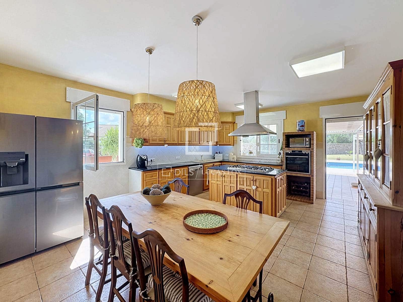 7 soverom Finca/Herregård til salgs i Mahon / Mao med svømmebasseng garasje - € 2 800 000 (Ref: 10139955)