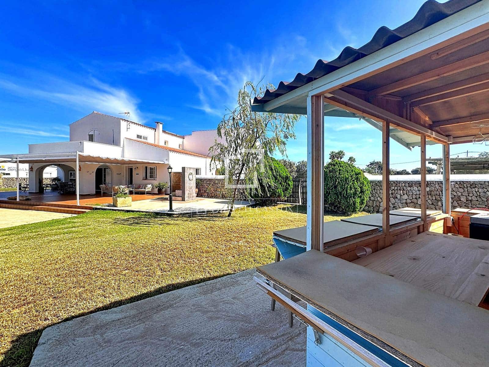 7 soverom Finca/Herregård til salgs i Mahon / Mao med svømmebasseng garasje - € 2 800 000 (Ref: 10139955)