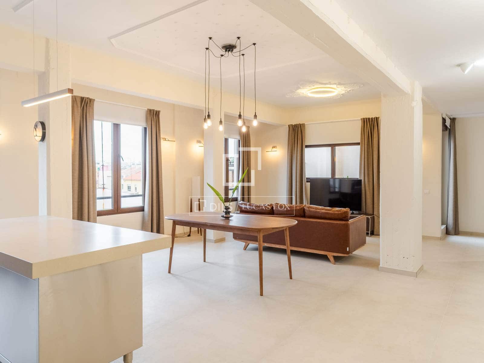 3 quarto Apartamento para arrendar em Valencia cidade - 3 300 € (Ref: 10139956)