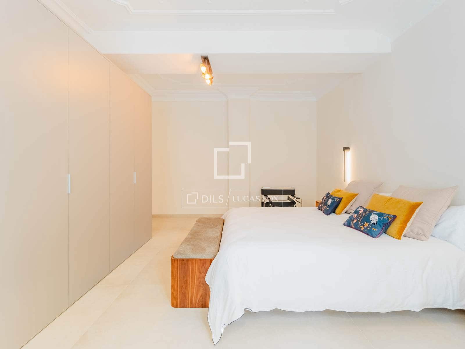 3 quarto Apartamento para arrendar em Valencia cidade - 3 300 € (Ref: 10139956)
