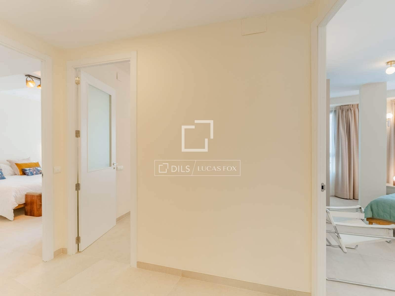 3 quarto Apartamento para arrendar em Valencia cidade - 3 300 € (Ref: 10139956)
