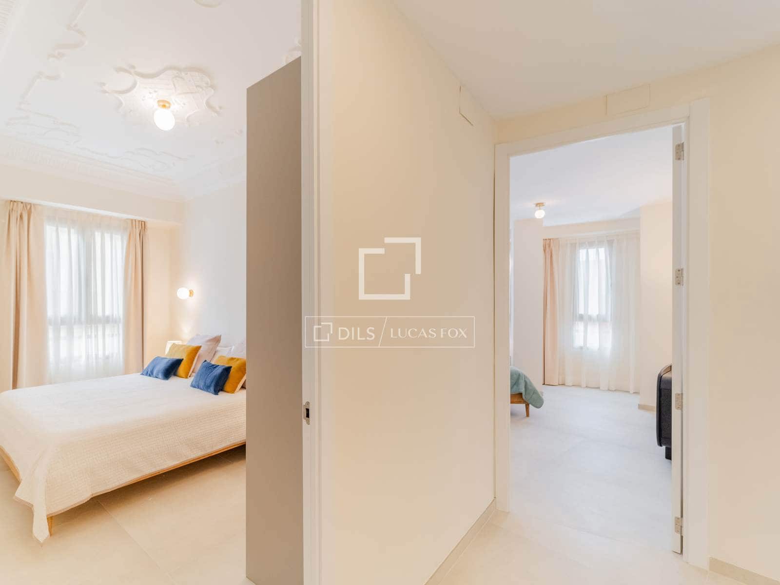 3 quarto Apartamento para arrendar em Valencia cidade - 3 300 € (Ref: 10139956)