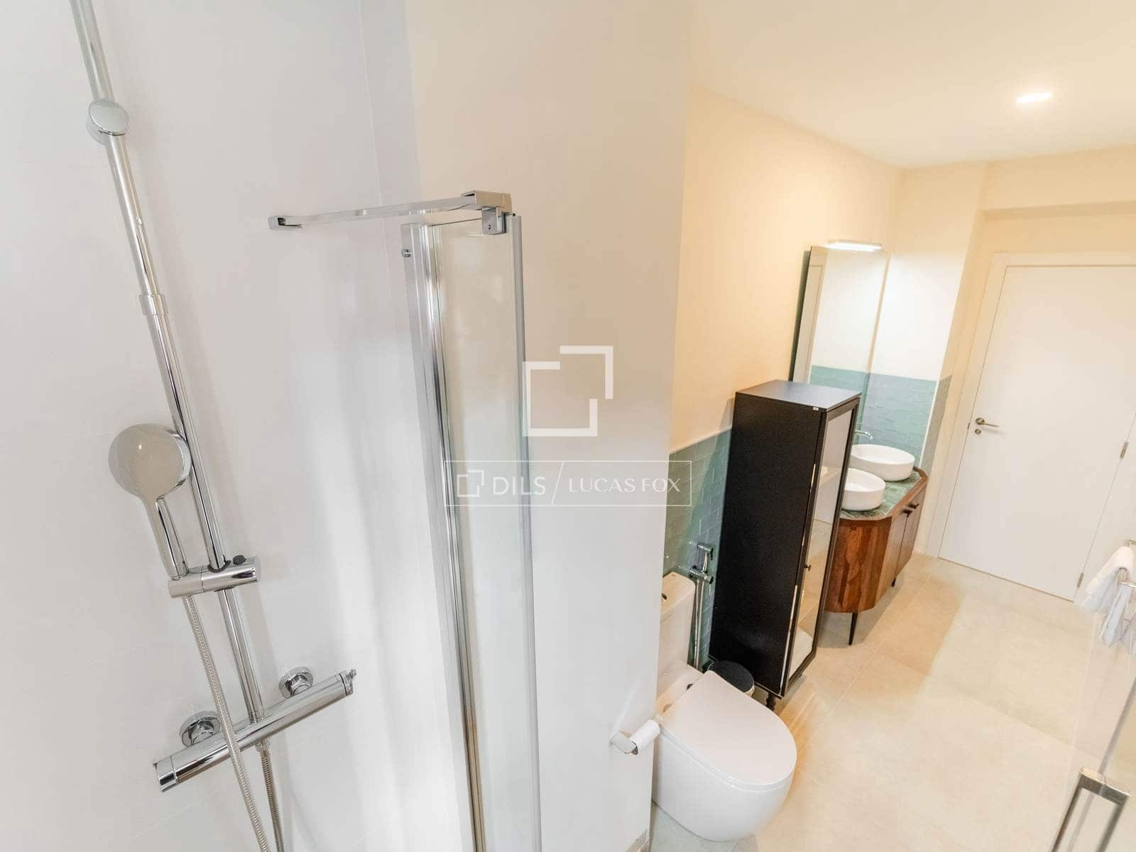 3 quarto Apartamento para arrendar em Valencia cidade - 3 300 € (Ref: 10139956)