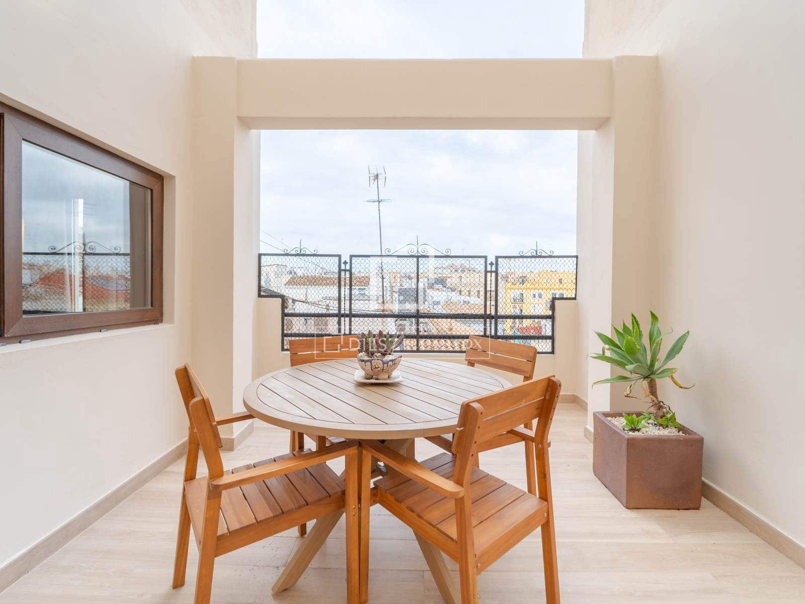 3 quarto Apartamento para arrendar em Valencia cidade - 3 300 € (Ref: 10139956)