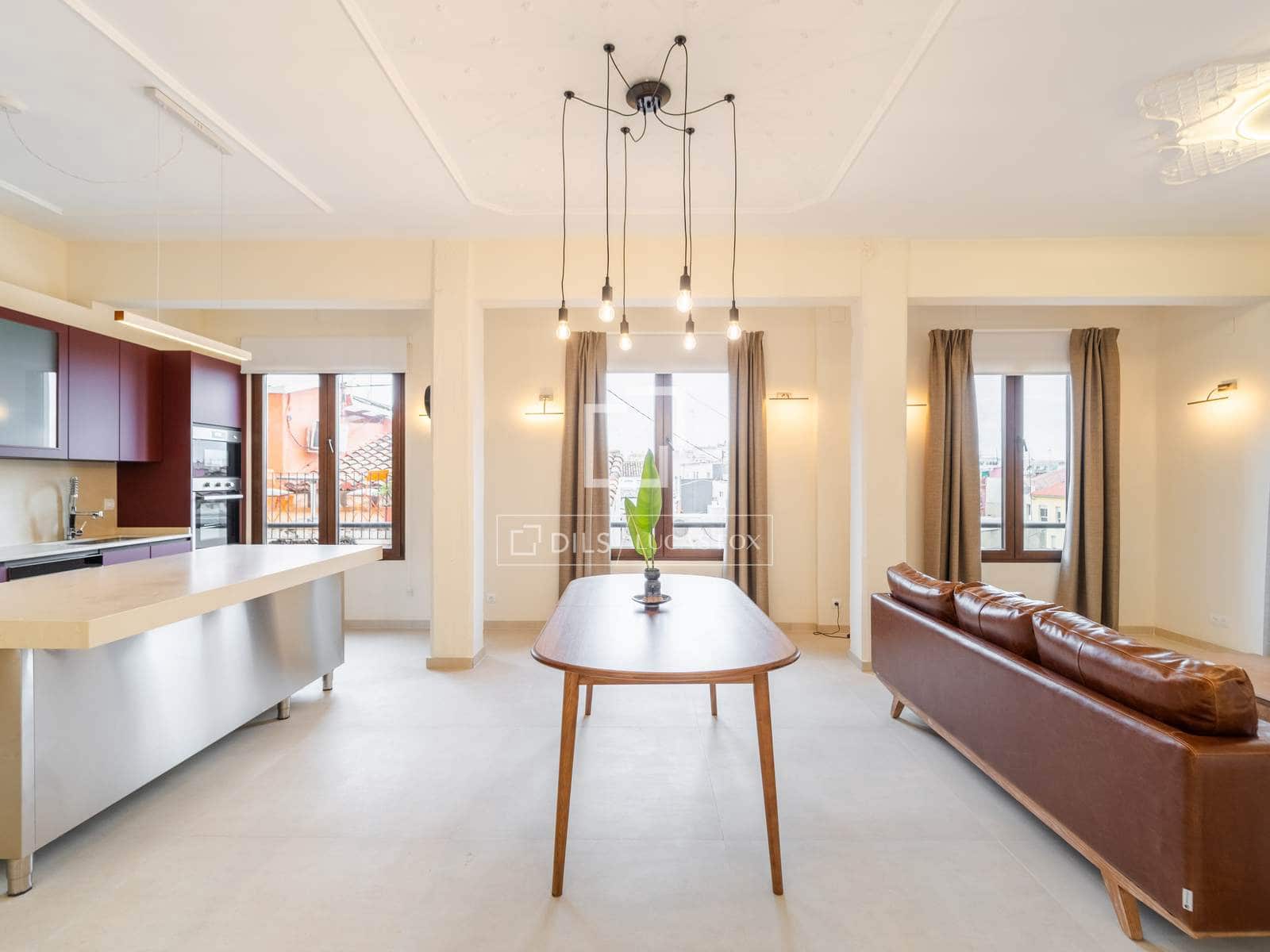 3 quarto Apartamento para arrendar em Valencia cidade - 3 300 € (Ref: 10139956)