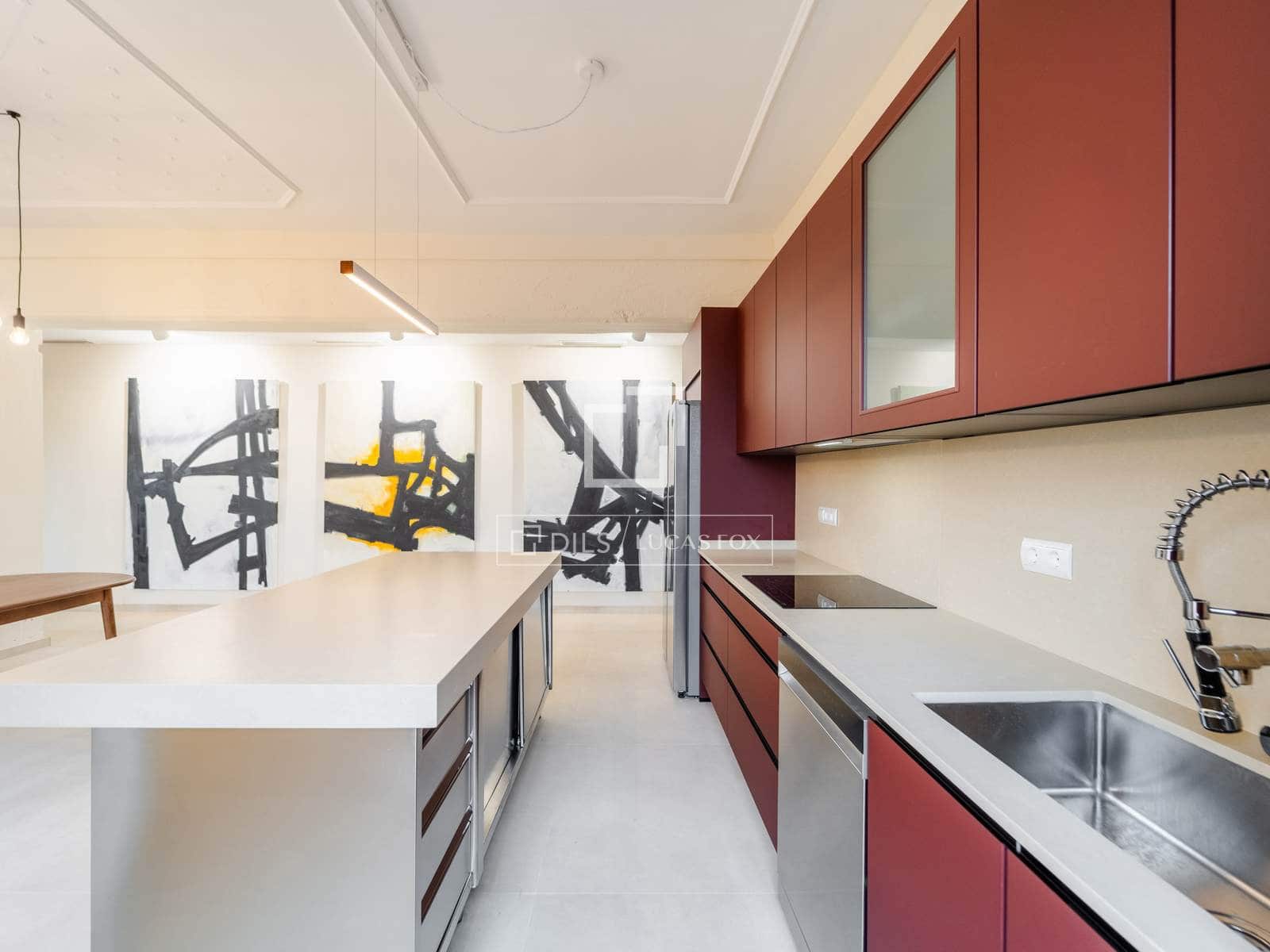 3 quarto Apartamento para arrendar em Valencia cidade - 3 300 € (Ref: 10139956)