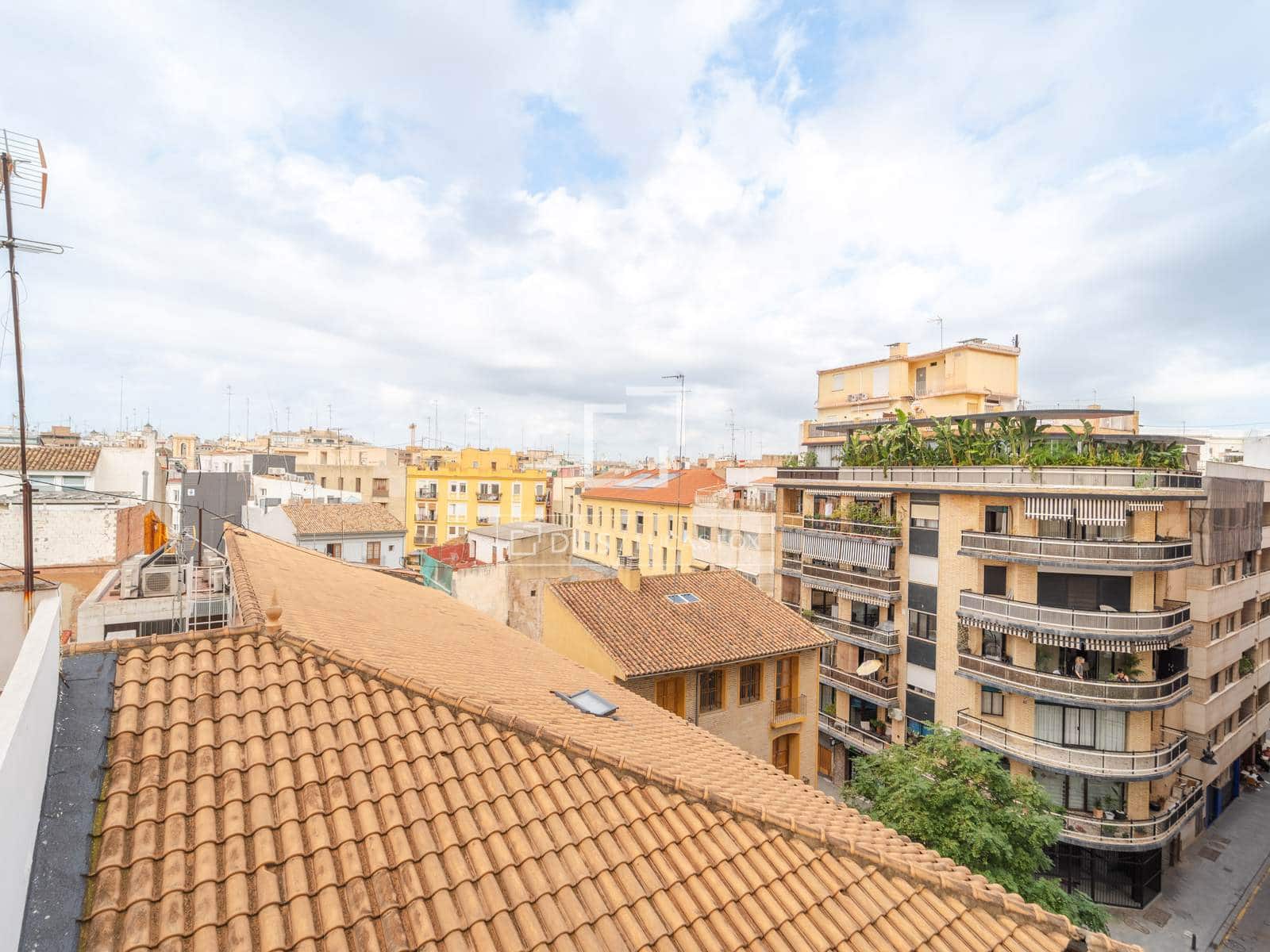 3 quarto Apartamento para arrendar em Valencia cidade - 3 300 € (Ref: 10139956)