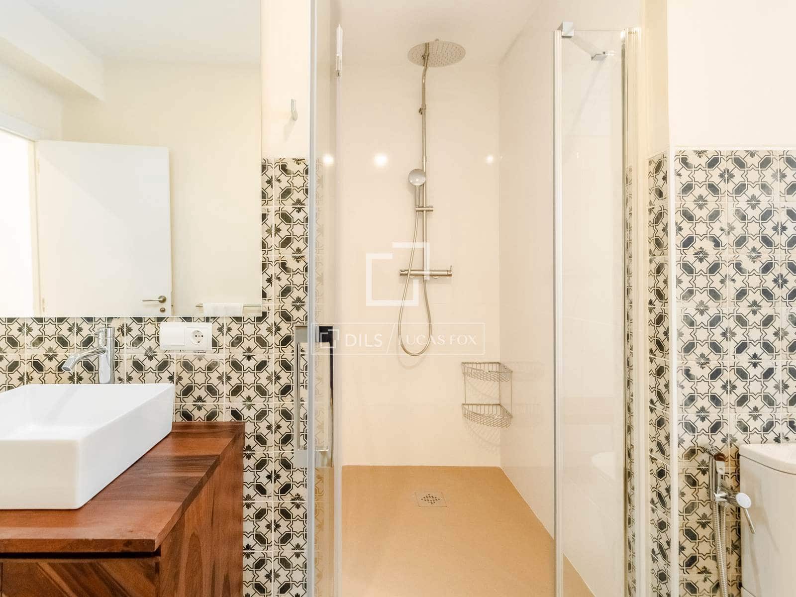 3 quarto Apartamento para arrendar em Valencia cidade - 3 300 € (Ref: 10139956)