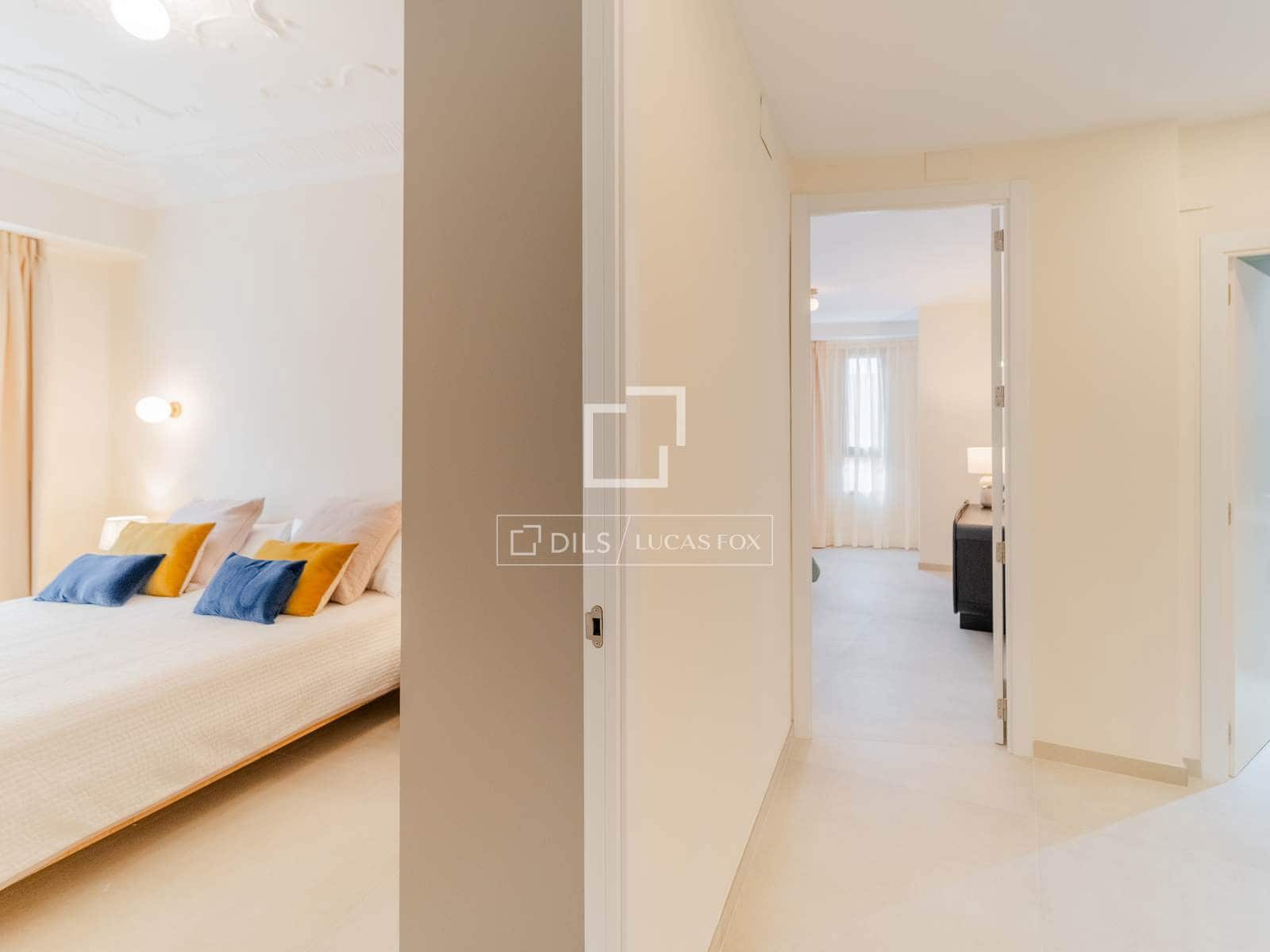 3 quarto Apartamento para arrendar em Valencia cidade - 3 300 € (Ref: 10139956)