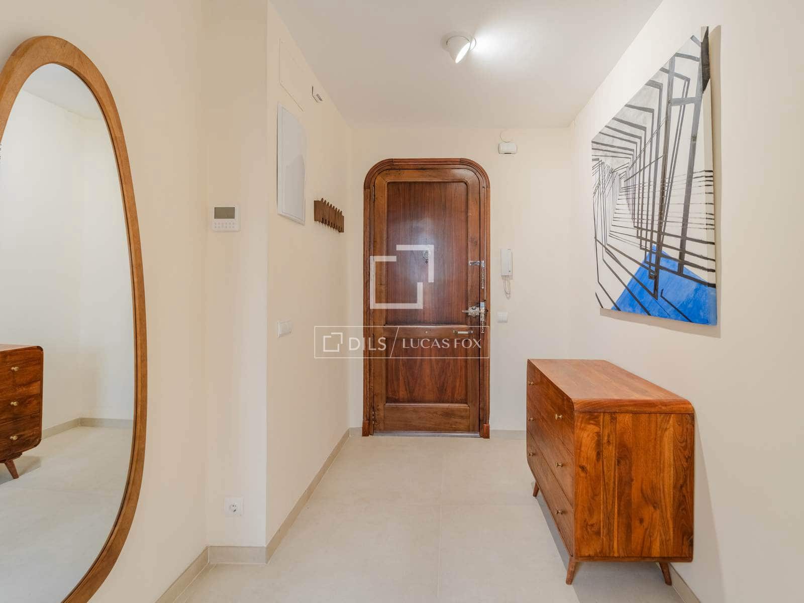 3 quarto Apartamento para arrendar em Valencia cidade - 3 300 € (Ref: 10139956)