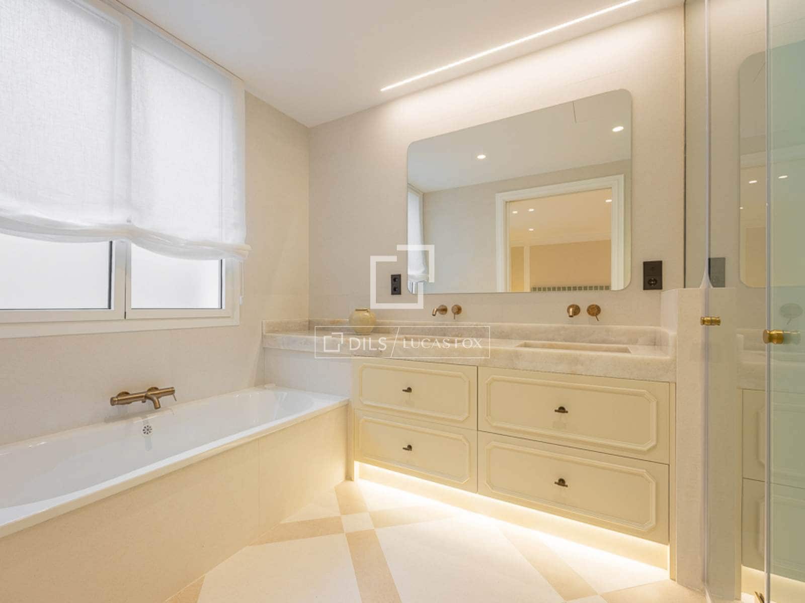 3 quarto Apartamento para venda em Madrid cidade - 3 900 000 € (Ref: 10140288)