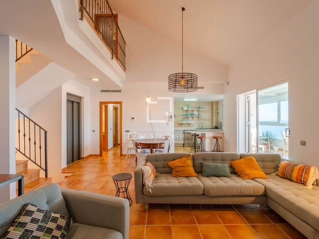 5 soverom Villa til salgs i Cullera med svømmebasseng garasje - € 775 000 (Ref: 10141321)