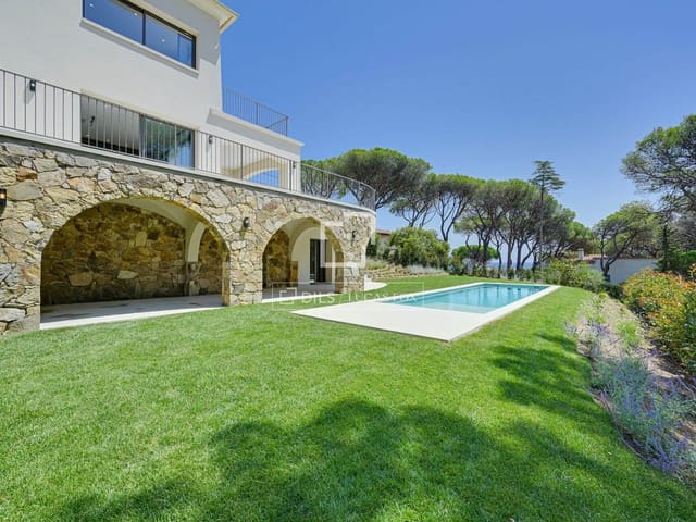 5 soverom Villa til salgs i Platja d'Aro, Castell-Platja d'Aro med svømmebasseng garasje - € 2 600 000 (Ref: 10141402)